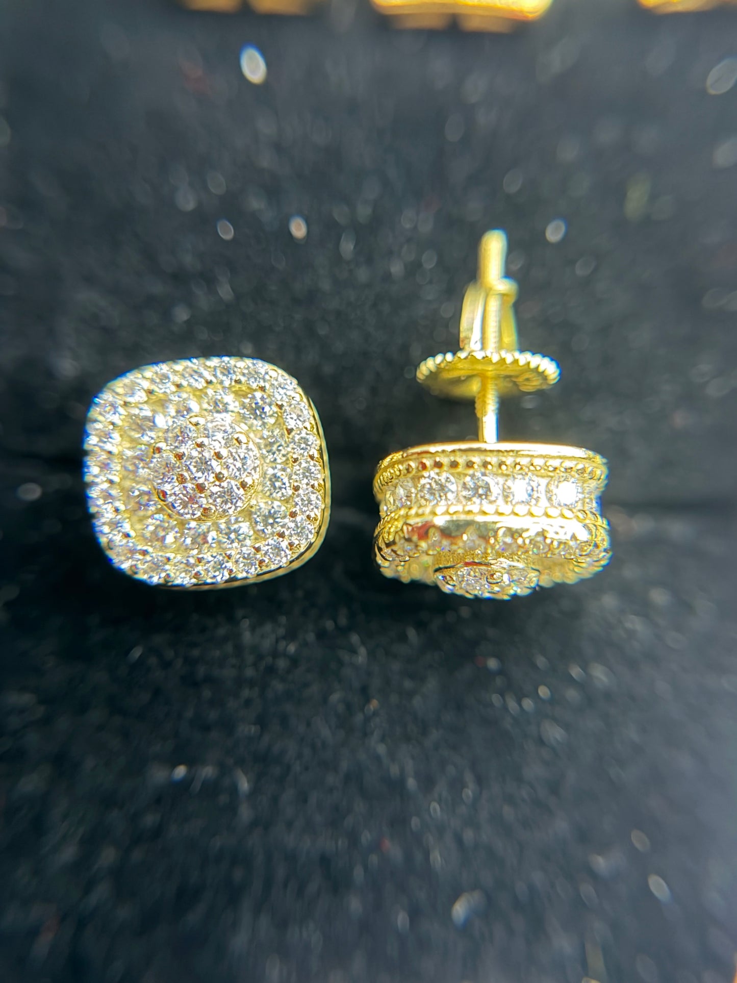 #38 MOISSANITE EARRINGS ( DIAMOND PASS THE TESTER)