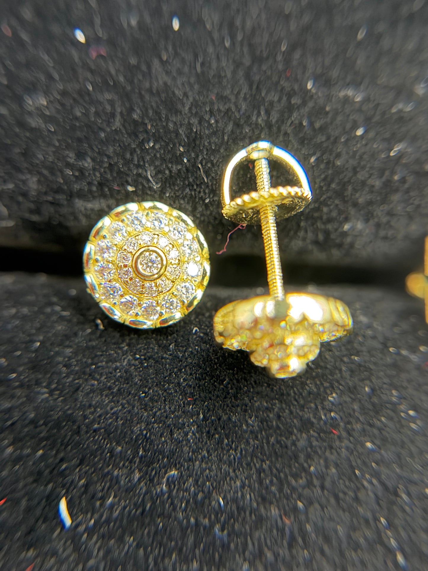 #36 MOISSANITE EARRINGS ( DIAMOND PASS THE TESTER)