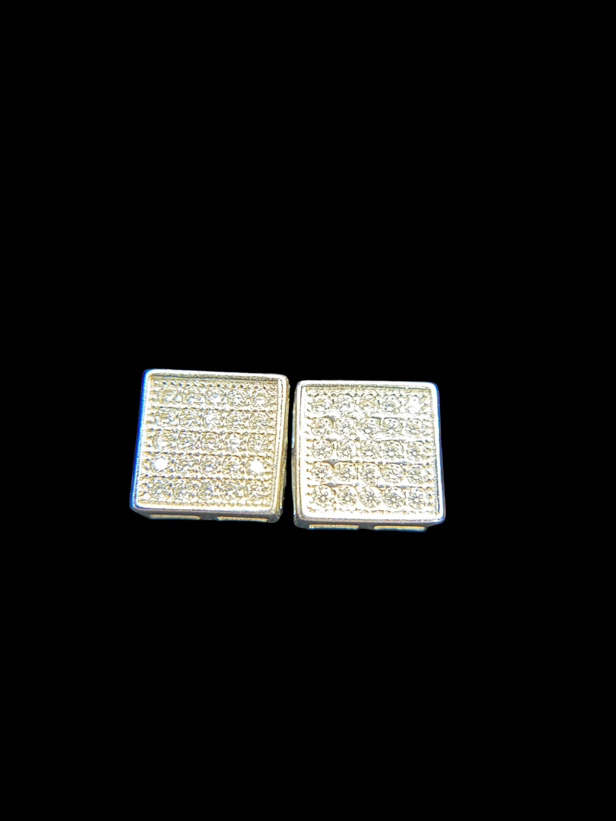 #22 MOISSANITE EARRINGS ( DIAMOND PASS THE TESTER) PANTALLA /ARETE