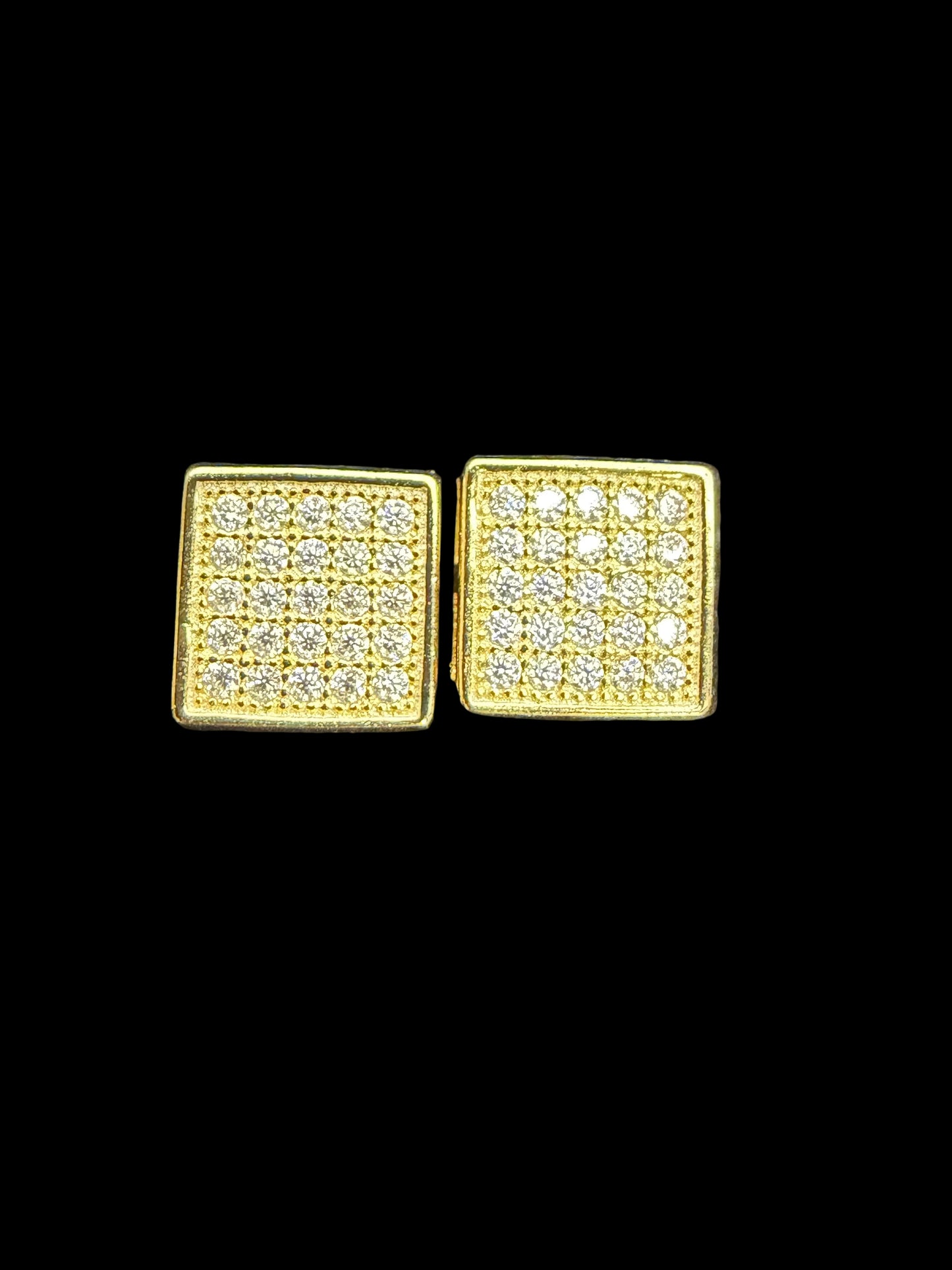 #10 MOISSANITE EARRINGS ( DIAMOND PASS THE TESTER)