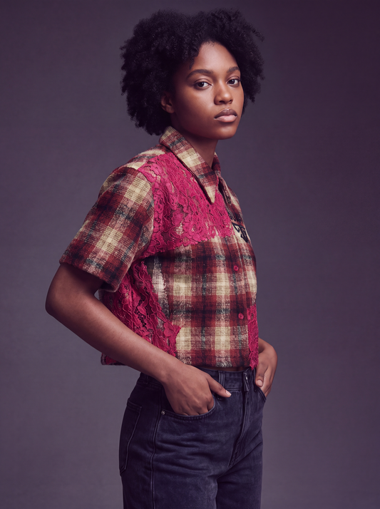 GUAPI Rose Lace Cropped Flannel