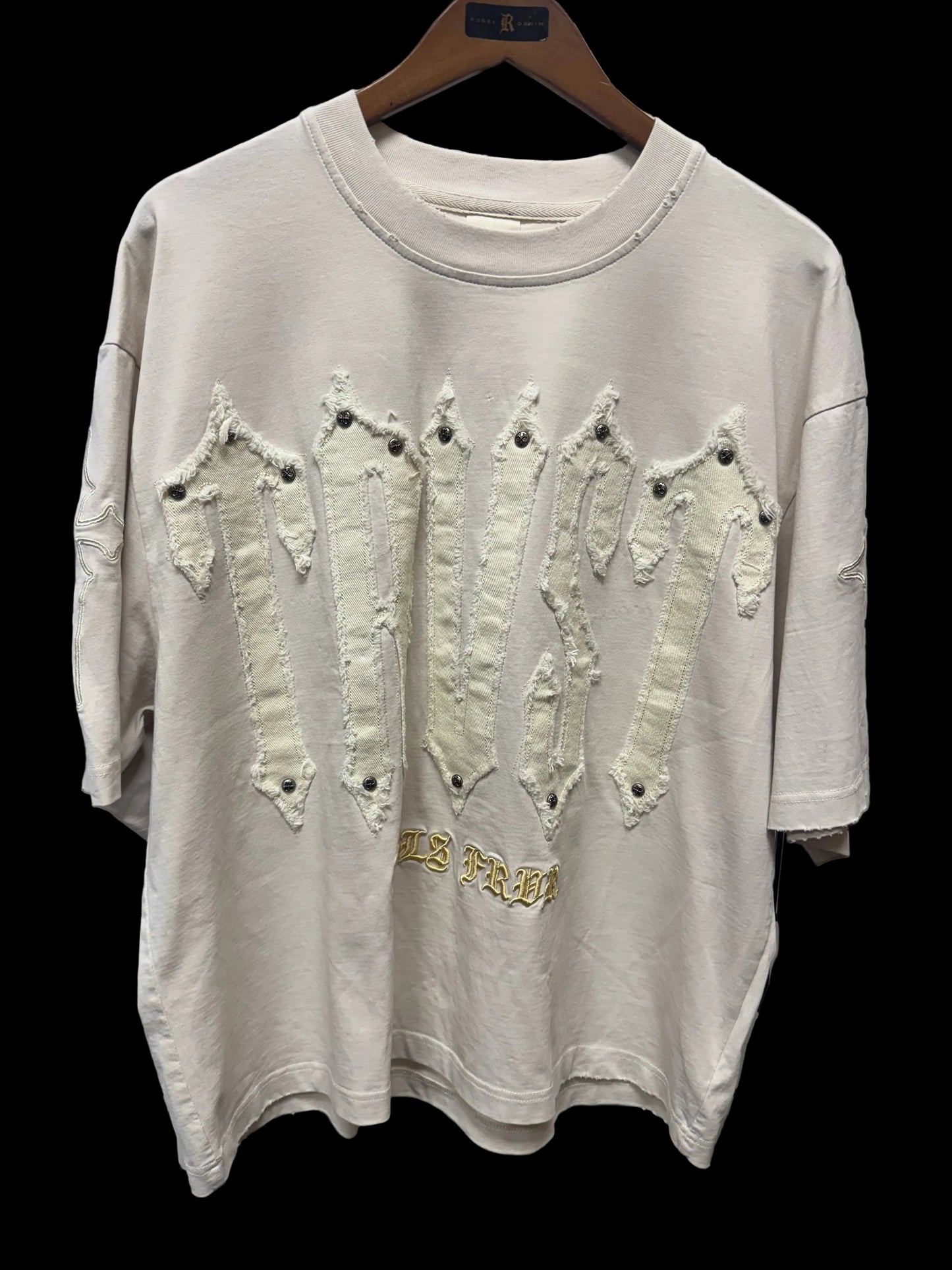 REBEL EGGSHELL TRVST TEE