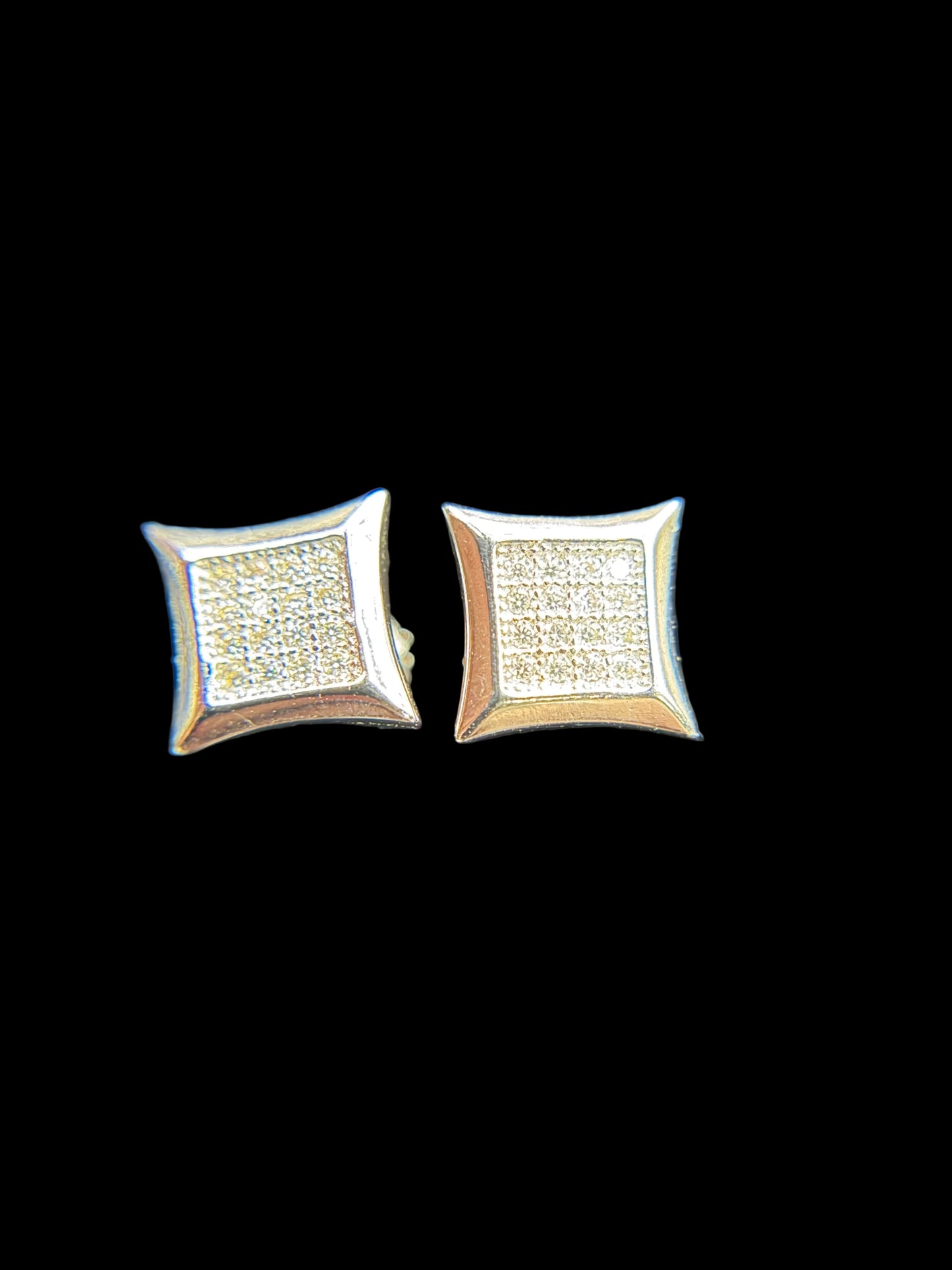 #25 MOISSANITE EARRINGS ( DIAMOND PASS THE TESTER)