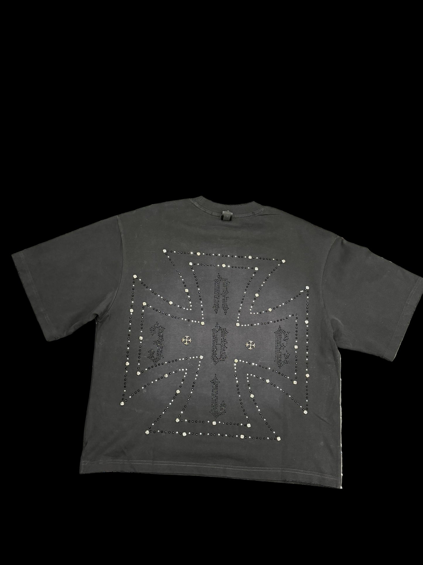 REBEL LES SAINTS TEE BLACK