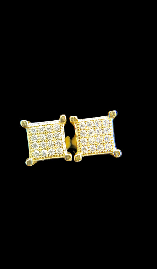#5 MOISSANITE EARRINGS ( DIAMOND PASS THE TESTER)