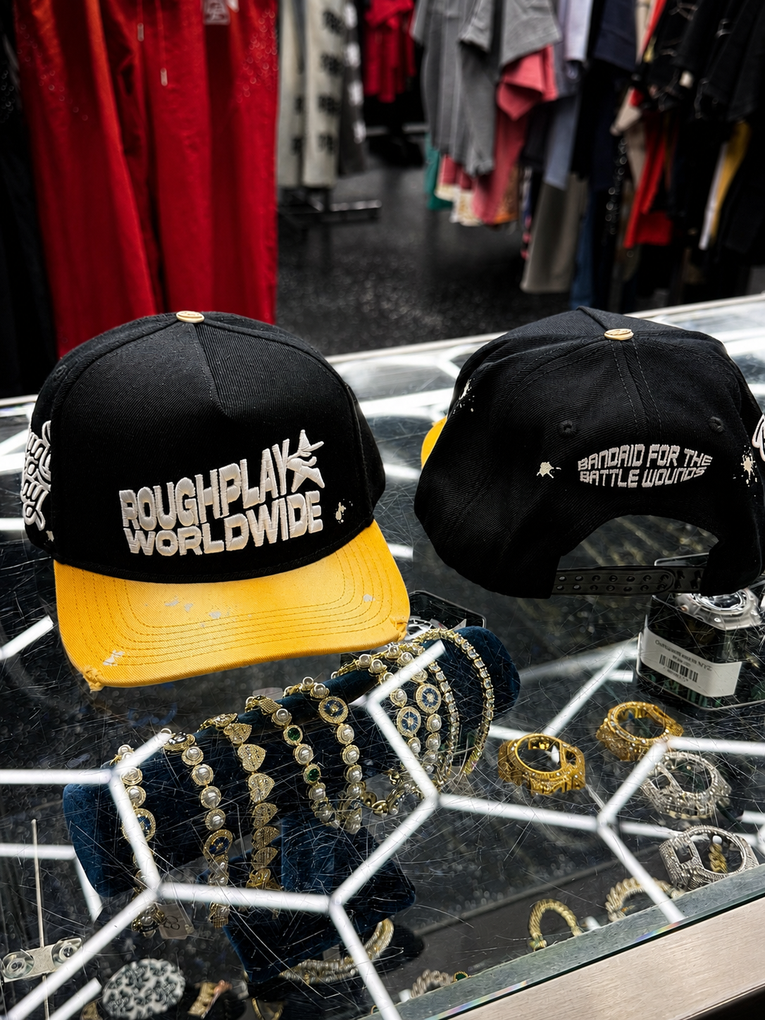ROUGHPLAY HAT YELLOW