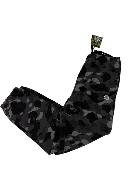 BAPE X BLACK EYE PATCH CAMO SWEAT PANTS GREY