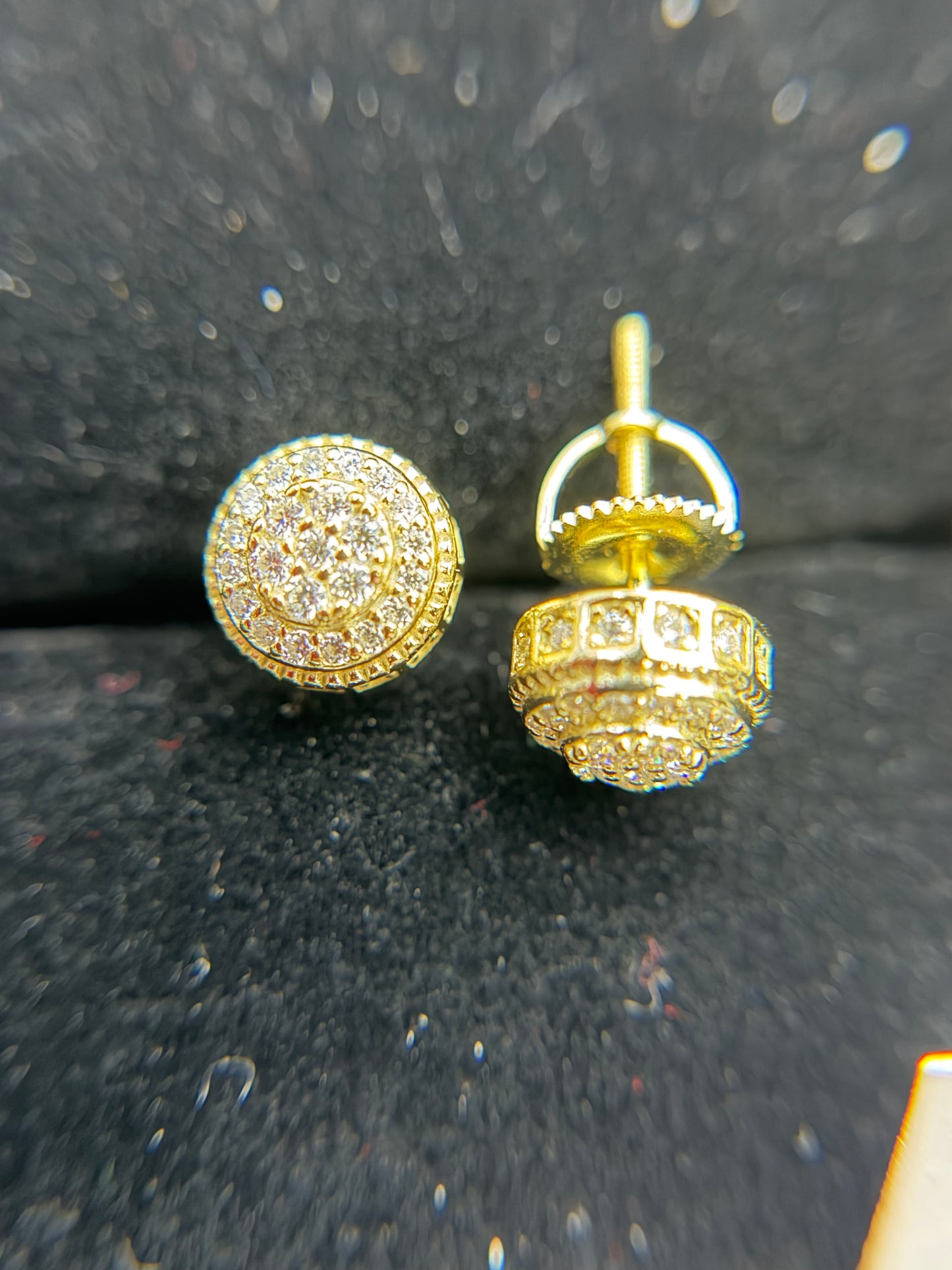 #41 MOISSANITE EARRINGS ( DIAMOND PASS THE TESTER)