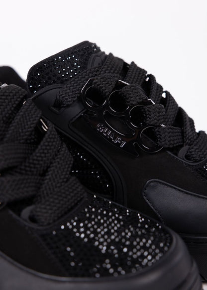 GUAPI ALL BLACK SKATE STAR