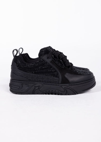 GUAPI ALL BLACK SKATE STAR