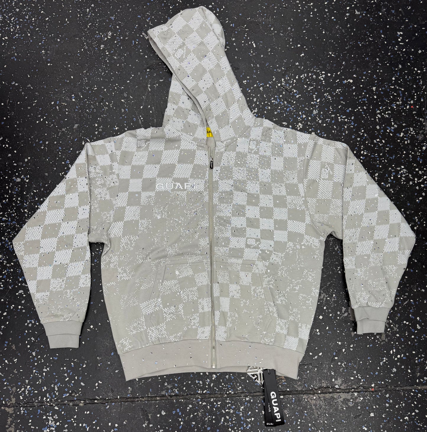 GUAPI gray and white checkered zip-up hoodie