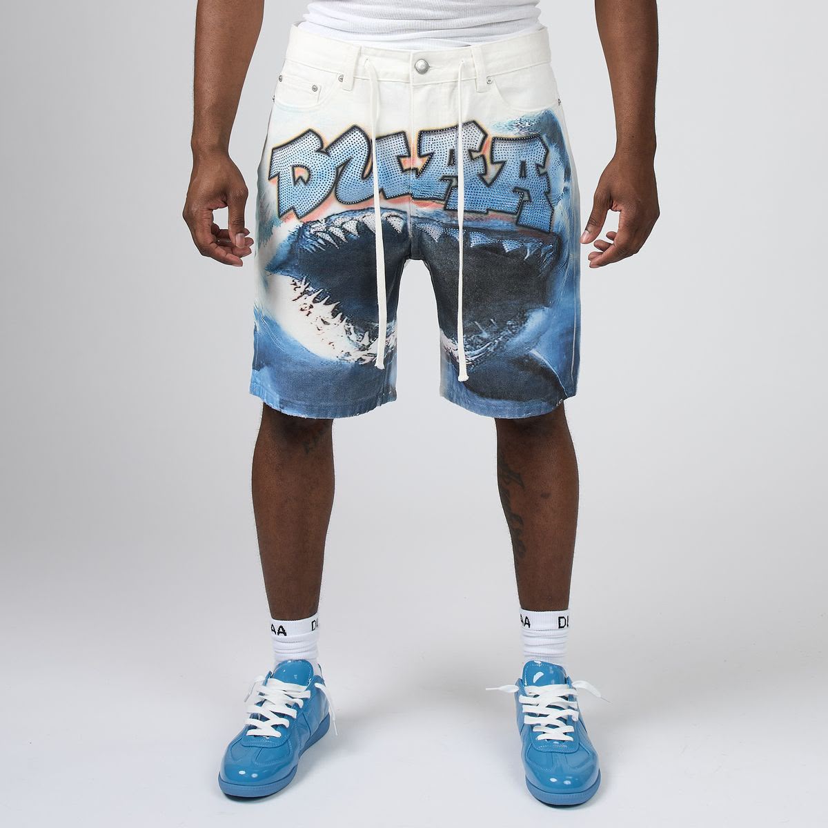 DUAA SHARK WHITE SHORT