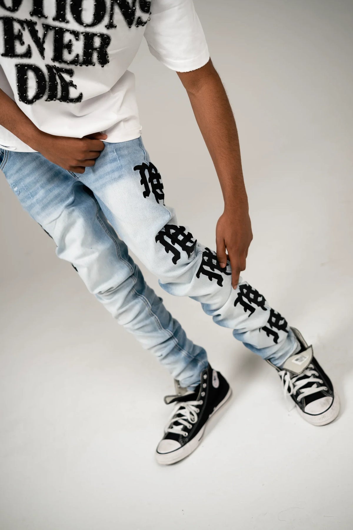 MIXED EMOTION JEANS